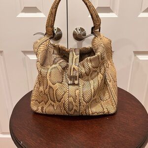 Chic Tan Snake Print Shoulder Bag